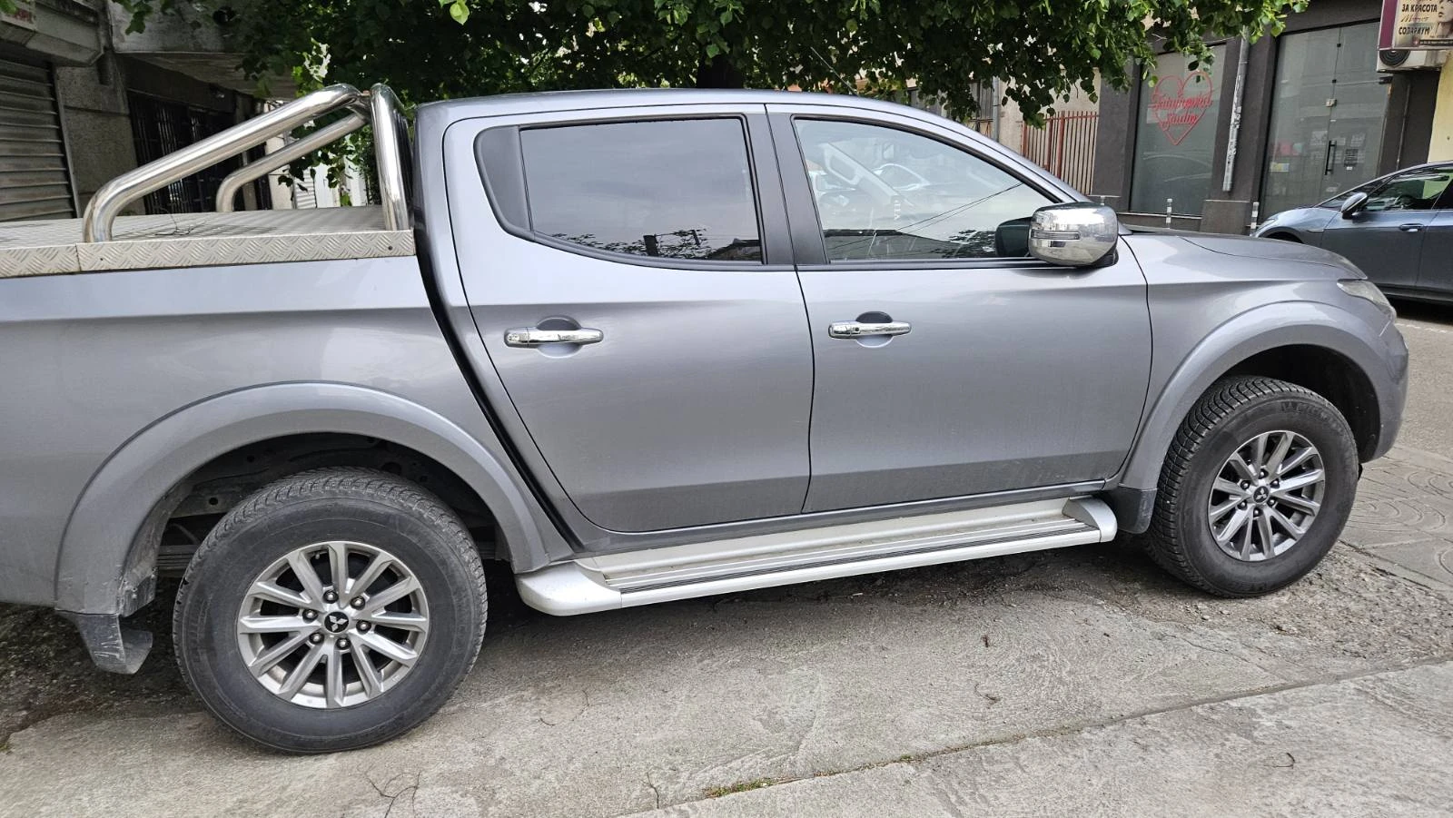 Mitsubishi L200