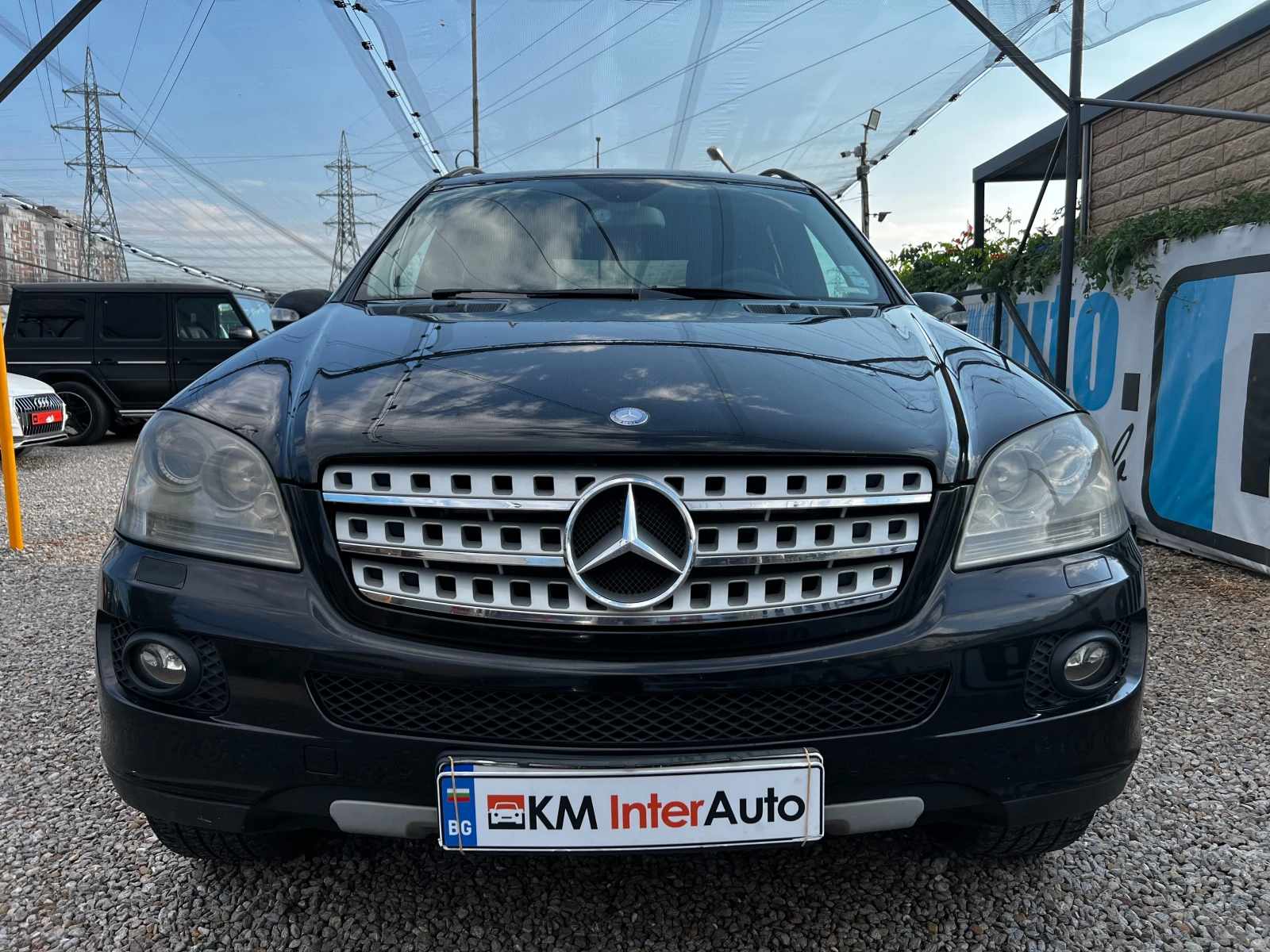 Mercedes-Benz ML 320 CDI 4-MATIC/SPORT/NAVI/AIRMATIC, снимка 2 - Автомобили и джипове - 55326720