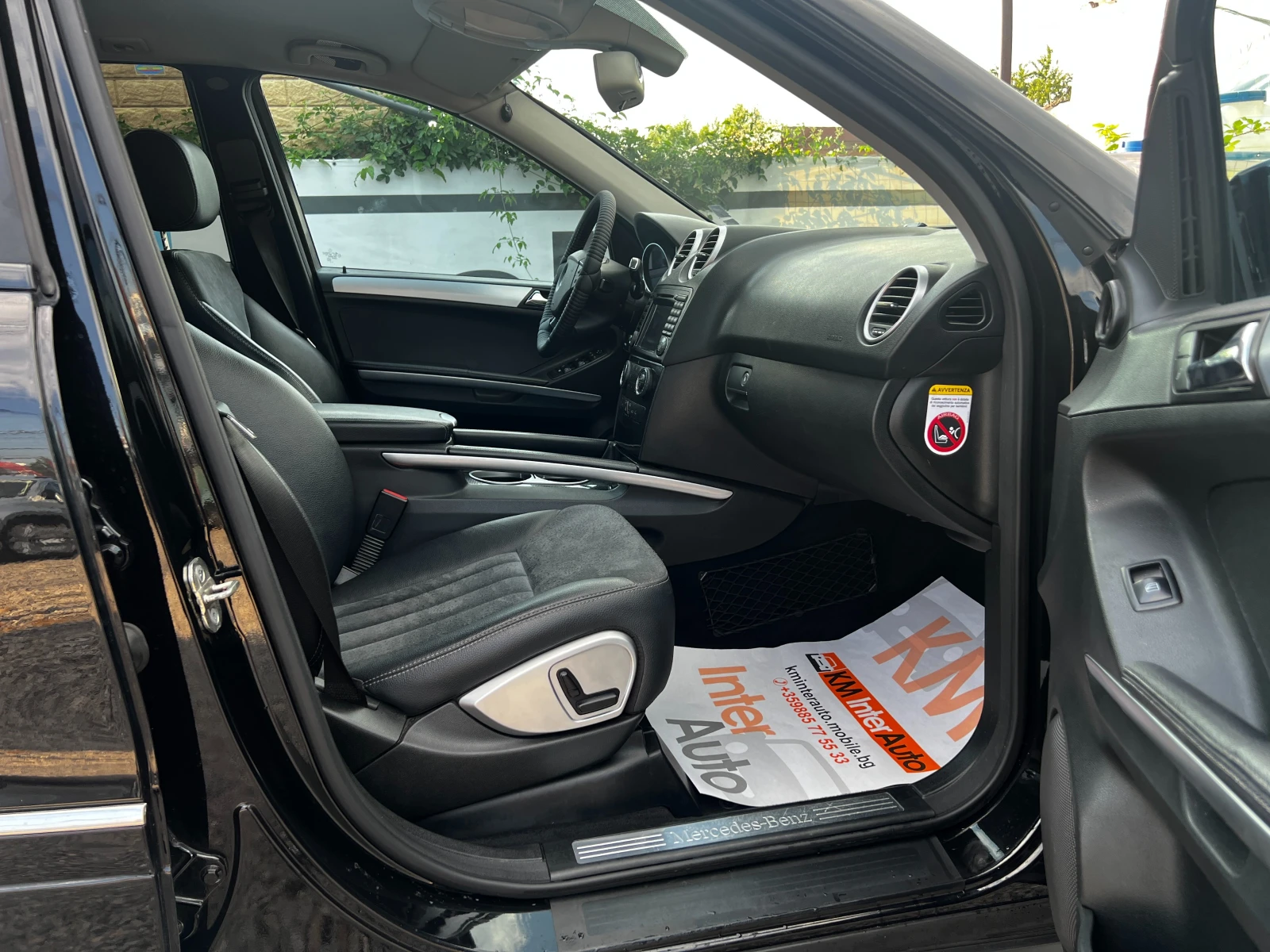 Mercedes-Benz ML 320 CDI 4-MATIC/SPORT/NAVI/AIRMATIC, снимка 16 - Автомобили и джипове - 55326720