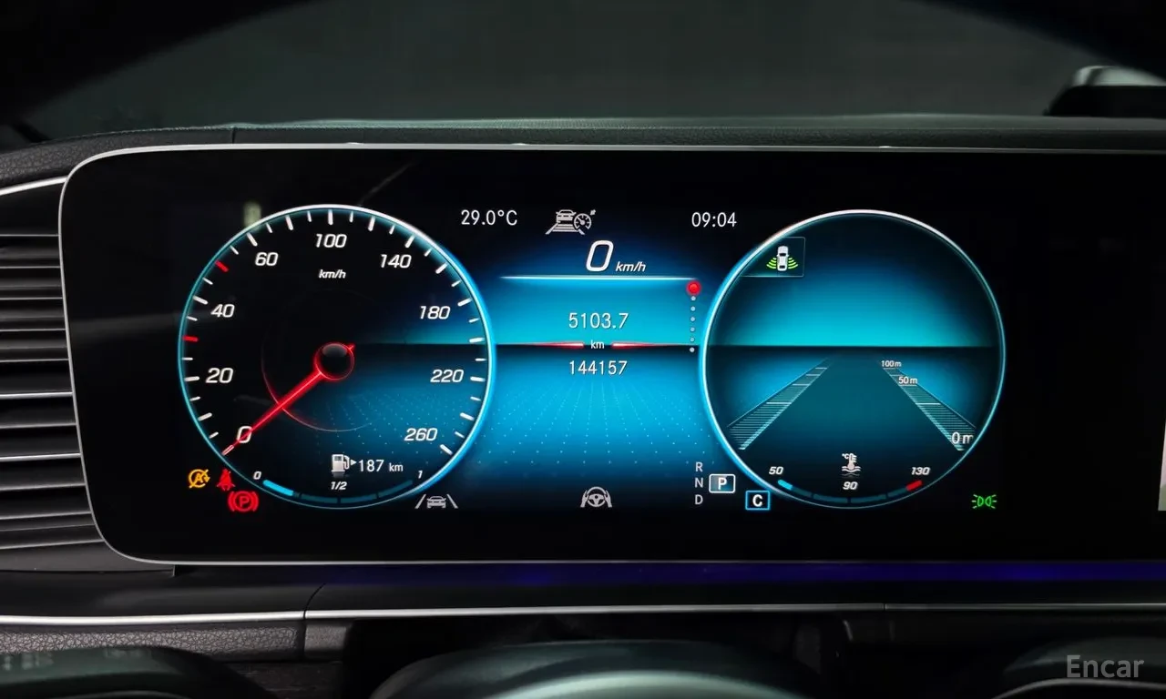 Mercedes-Benz GLE 400 400d 4MATIC Coupe* AMG LINE* ОБДУХ* 360* Burmester, снимка 14 - Автомобили и джипове - 55561705