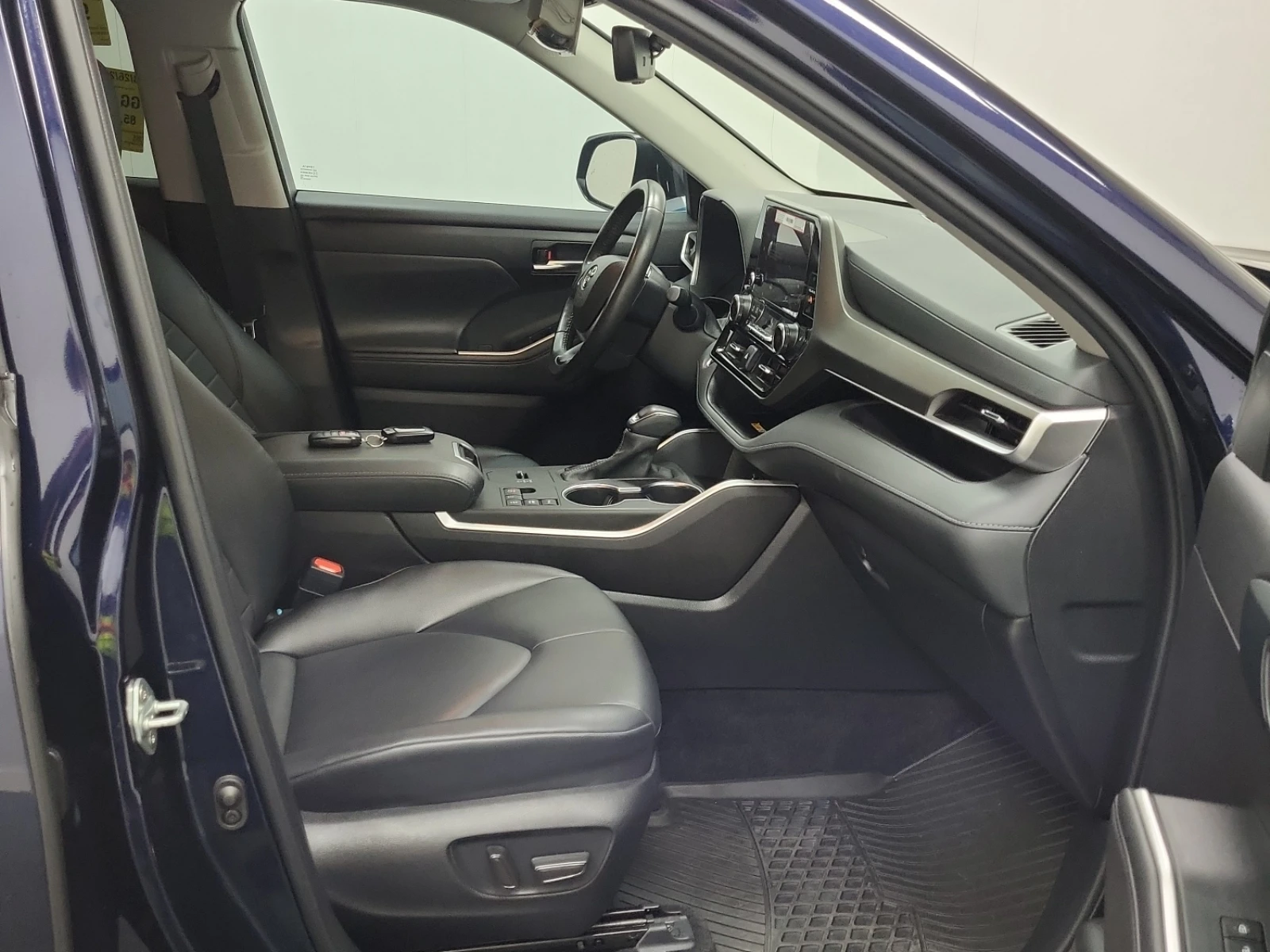 Toyota Highlander Hybrid XLE, АВТОКРЕДИТ, снимка 15 - Автомобили и джипове - 55800941