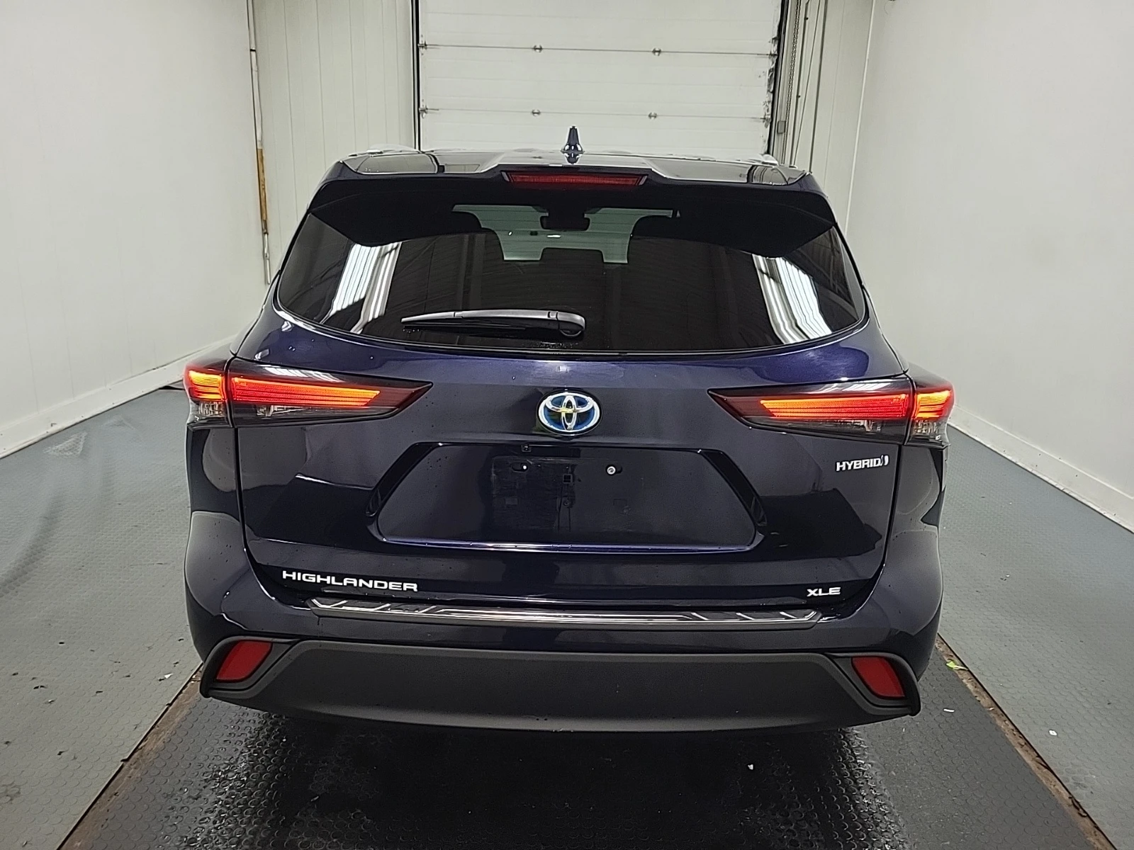 Toyota Highlander Hybrid XLE, АВТОКРЕДИТ, снимка 4 - Автомобили и джипове - 55800941