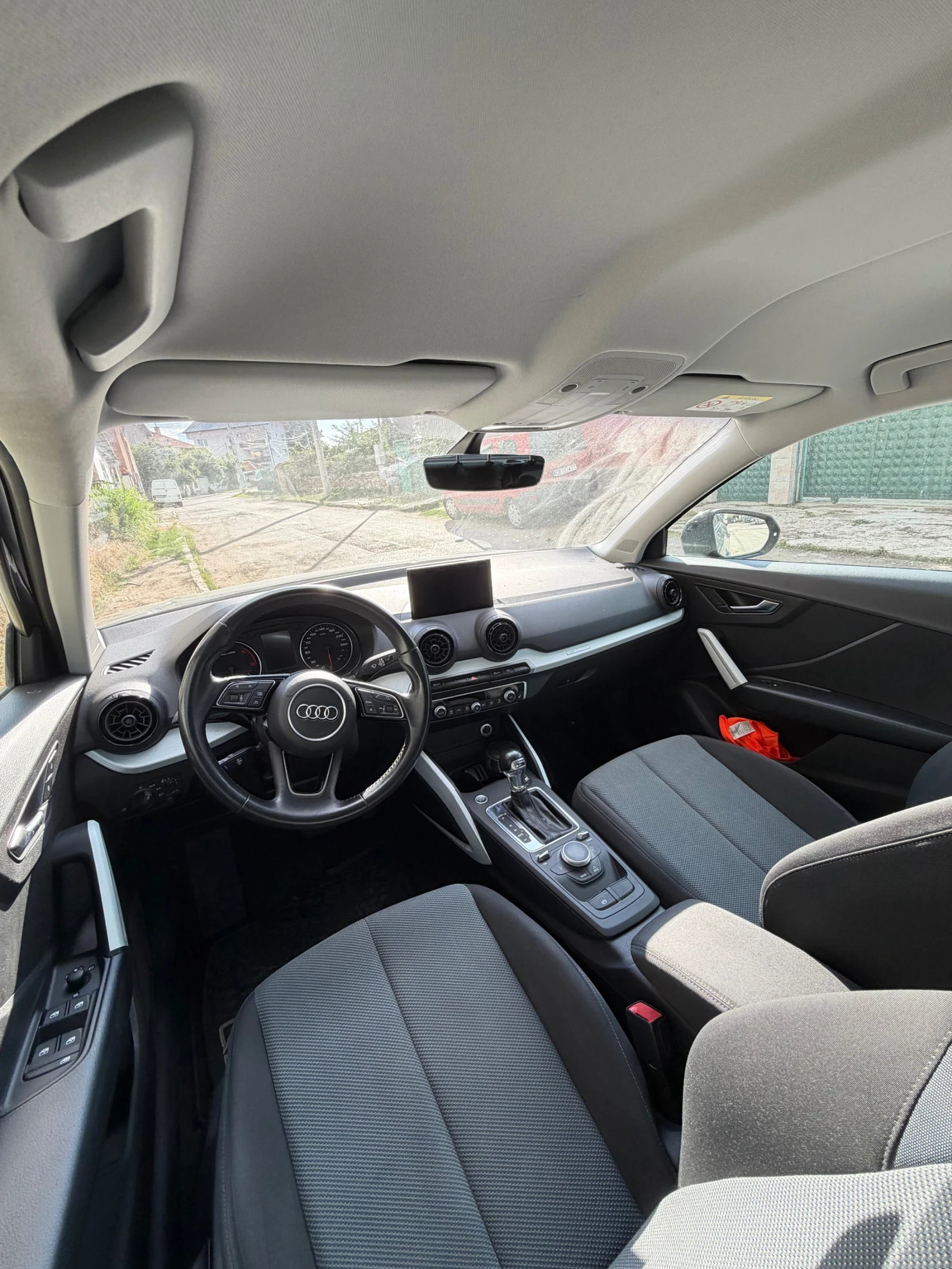 Audi Q2 1.6TDI, снимка 8 - Автомобили и джипове - 55928619
