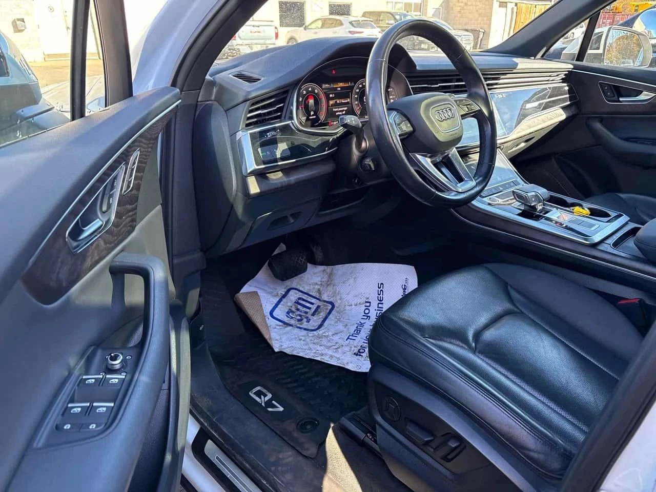 Audi Q7, снимка 5 - Автомобили и джипове - 56713134