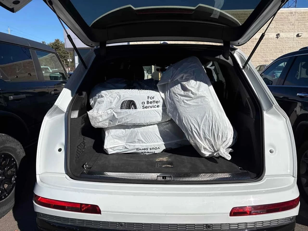 Audi Q7, снимка 12 - Автомобили и джипове - 56713134