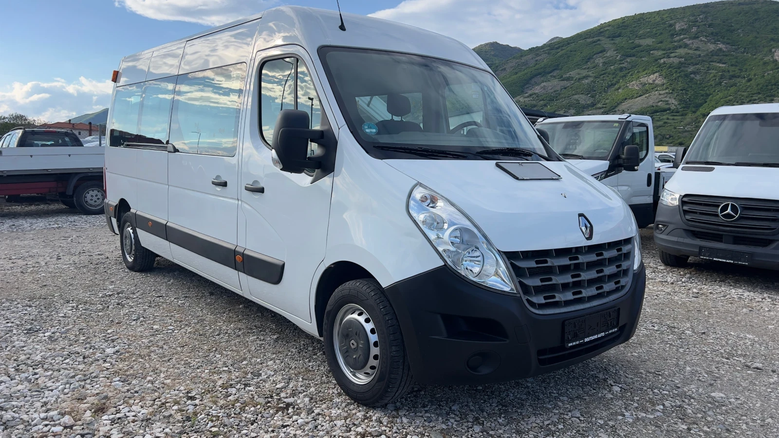 Renault Master 2.3 125 коня 9 места Макси, снимка 2 - Бусове и автобуси - 54568329