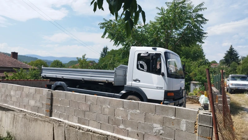 Mercedes-Benz Atego Самосвал , снимка 4 - Камиони - 52285923