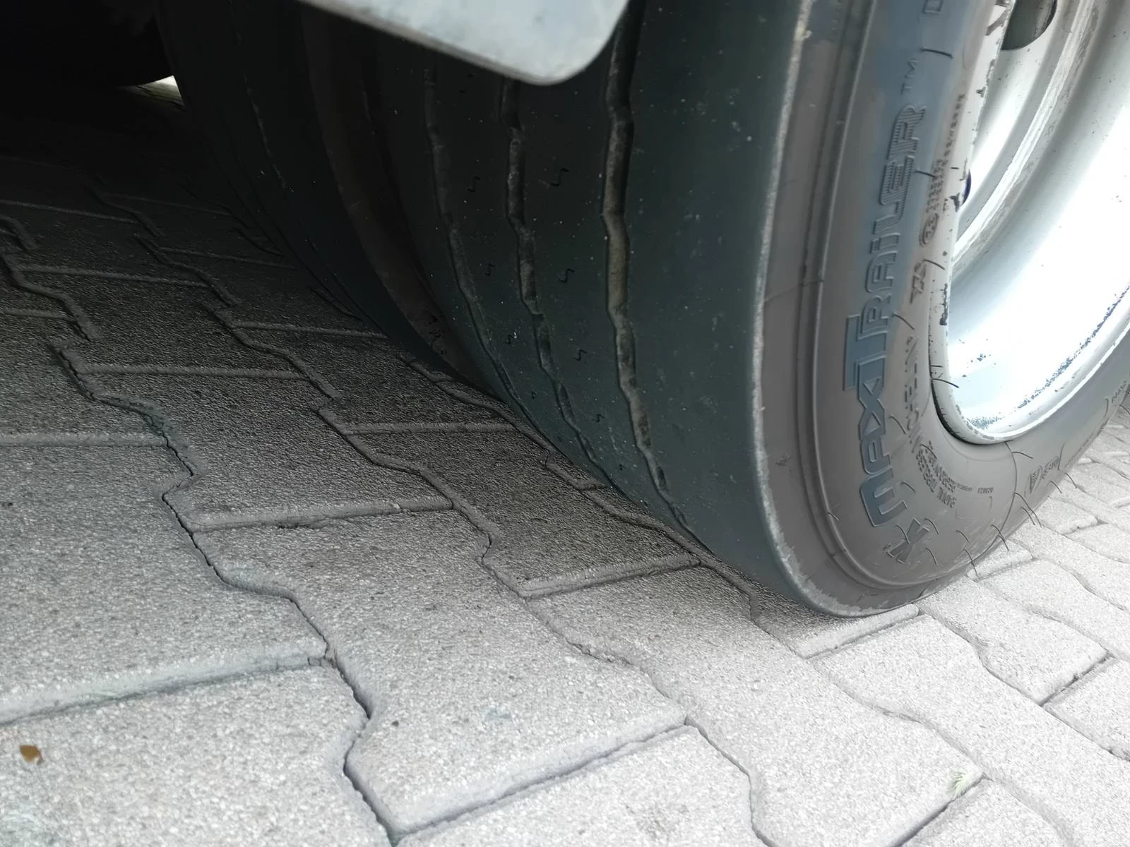 Mercedes-Benz Actros 440, снимка 6 - Камиони - 54355395