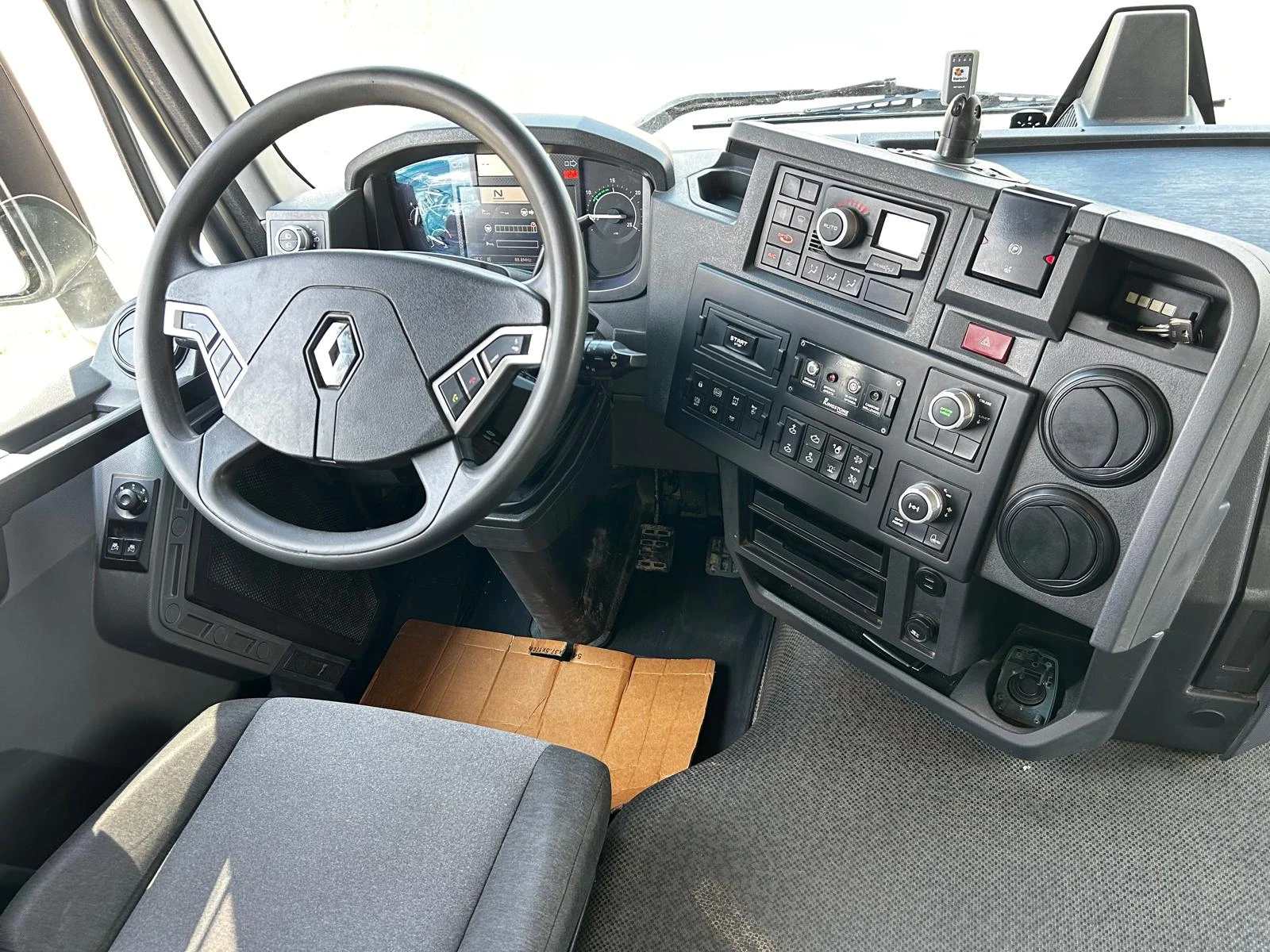 Renault K 480, снимка 13 - Камиони - 55142668