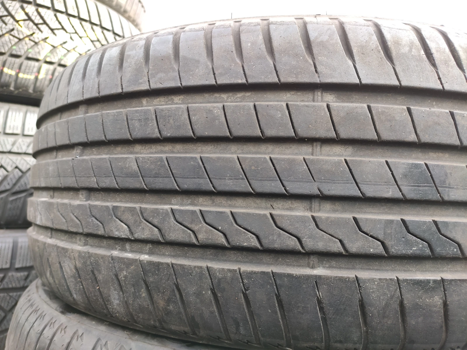 Гуми Летни 225/45R18, снимка 3 - Гуми и джанти - 53981576
