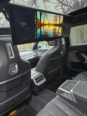 BMW i7 xDrive60, 4x4, HUD, Theater, 360, Massage, снимка 15