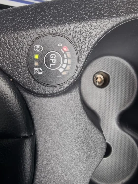 Dacia Sandero 1.2i * ГАЗ-БЕНЗИН* , снимка 15