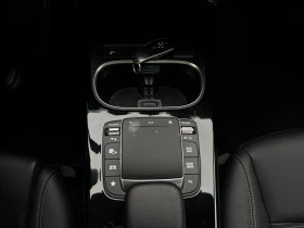Mercedes-Benz A 180 1.3T , снимка 14