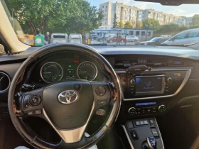 Toyota Auris, снимка 10