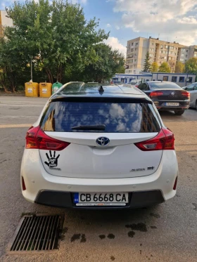 Toyota Auris, снимка 2