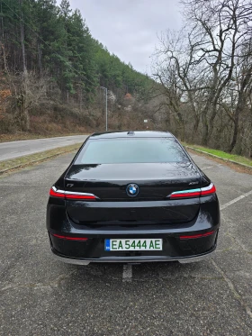 BMW i7 xDrive60, 4x4, HUD, Theater, 360, снимка 6
