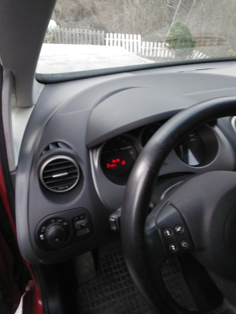 Seat Altea 1.9 TDI - 105, снимка 16 - Автомобили и джипове - 45158370