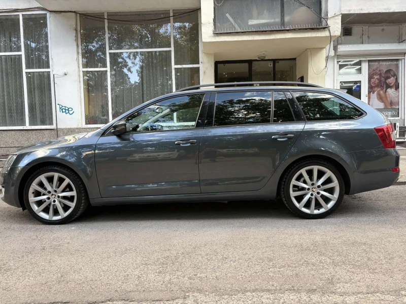 Skoda Octavia, снимка 4 - Автомобили и джипове - 52475499