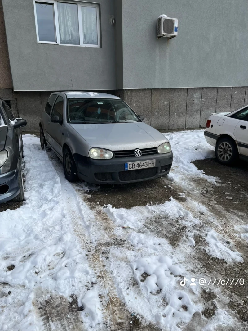 VW Golf, снимка 3 - Автомобили и джипове - 49377717