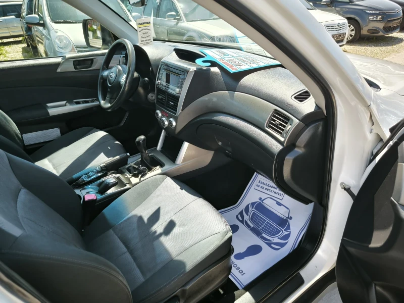 Subaru Forester 2.0i, снимка 7 - Автомобили и джипове - 50159806