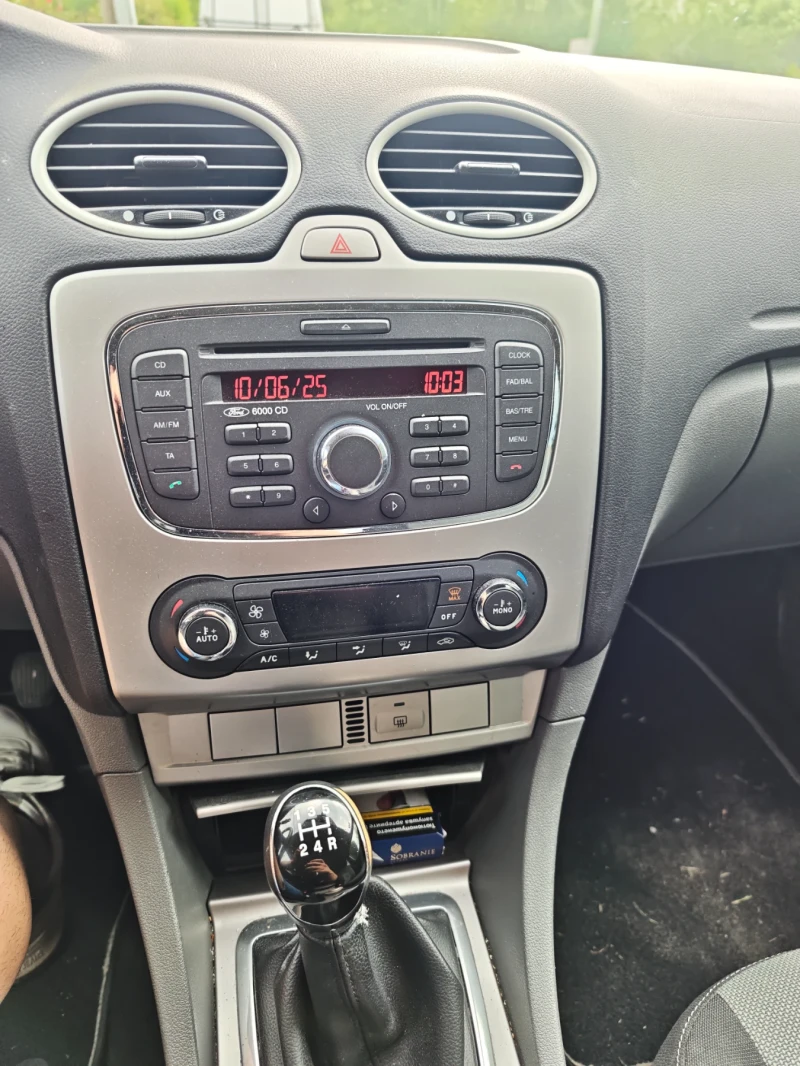 Ford Focus, снимка 15 - Автомобили и джипове - 52272823