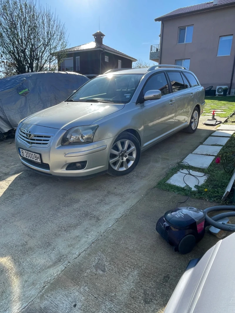 Toyota Avensis 2.0 D4D, снимка 2 - Автомобили и джипове - 52422126