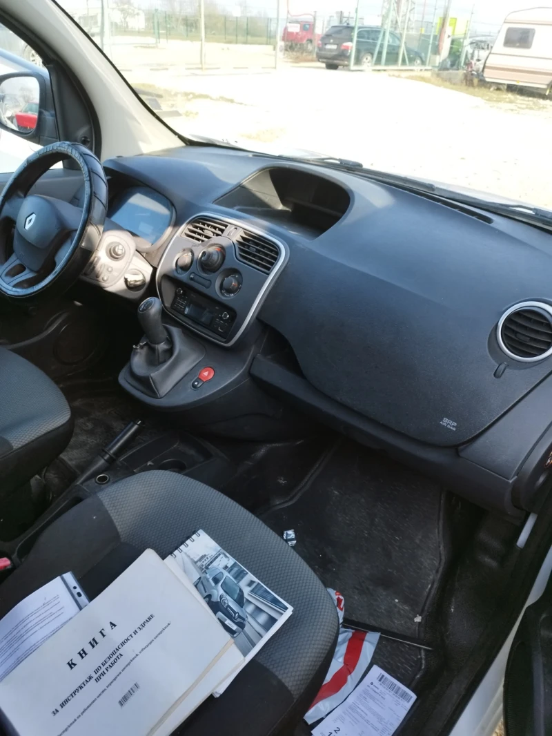Renault Kangoo 1.5dci, снимка 5 - Автомобили и джипове - 52492579