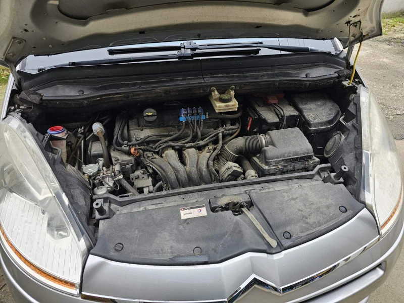 Citroen C4 Picasso, снимка 17 - Автомобили и джипове - 52590325