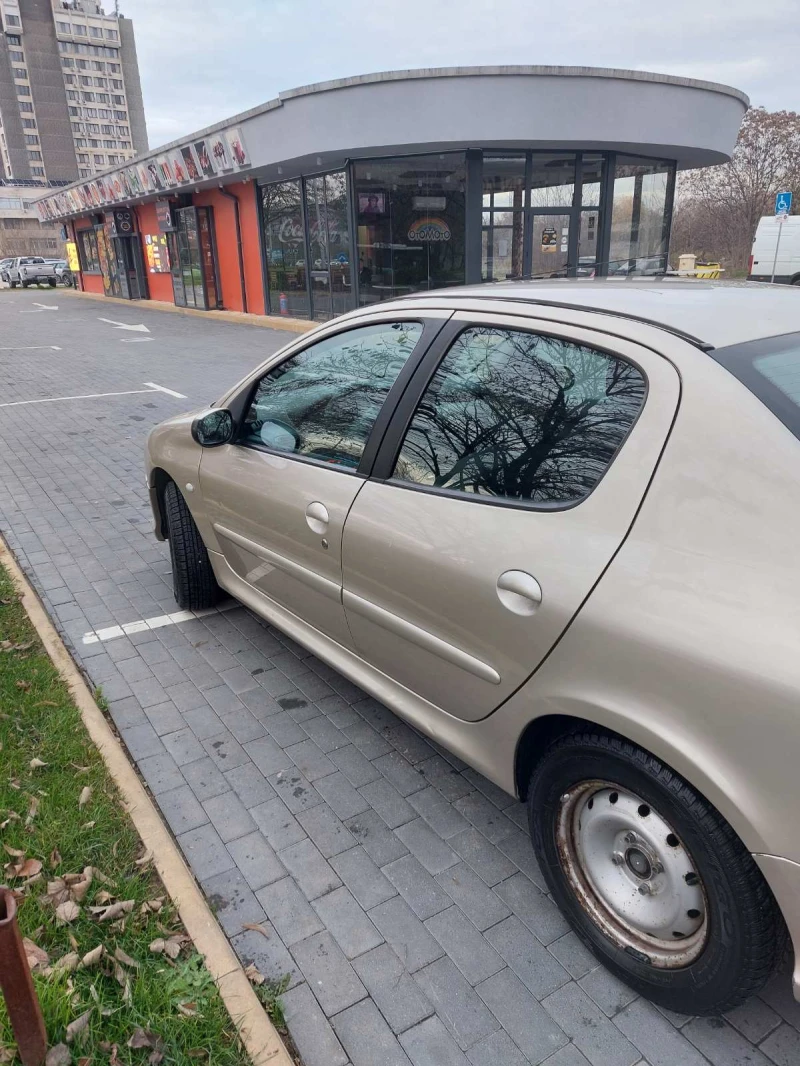 Peugeot 206 1.6, снимка 5 - Автомобили и джипове - 52739178