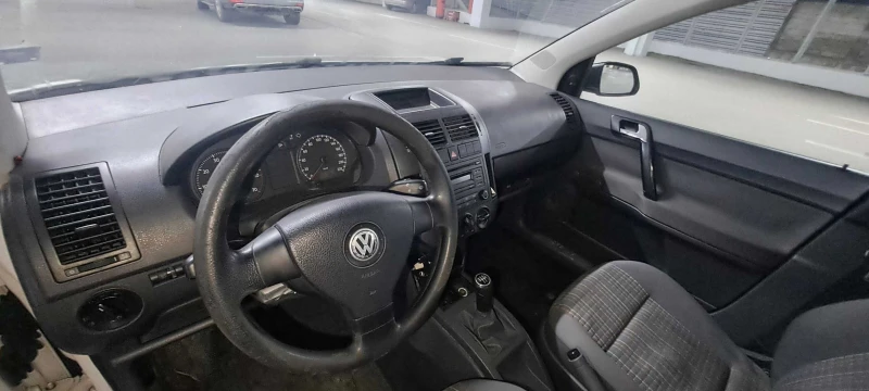 VW Polo, снимка 4 - Автомобили и джипове - 52773661