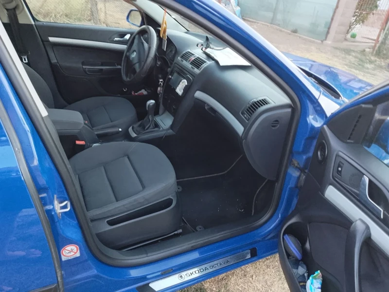 Skoda Octavia, снимка 7 - Автомобили и джипове - 52834788