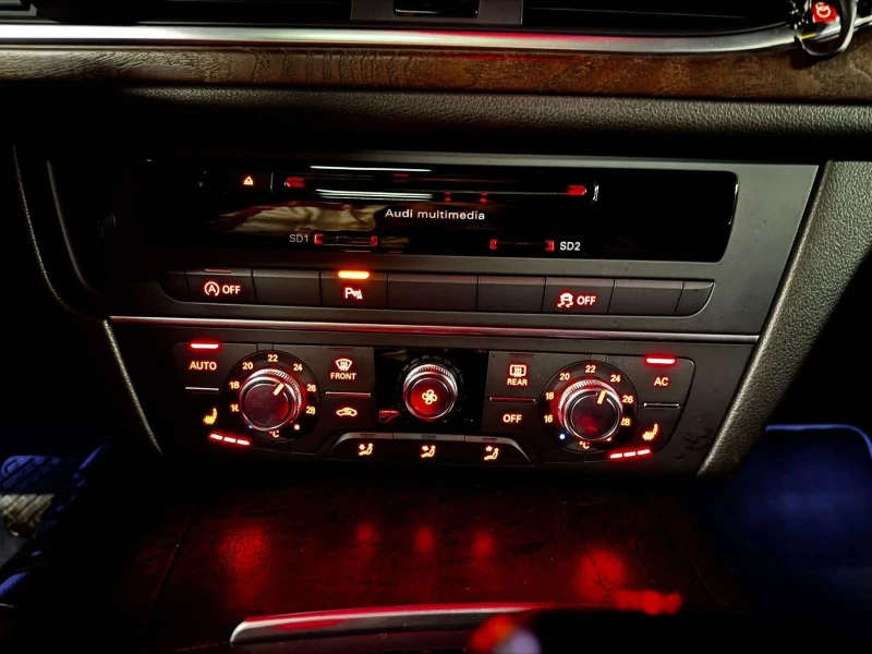 Audi A6, снимка 9 - Автомобили и джипове - 52919639