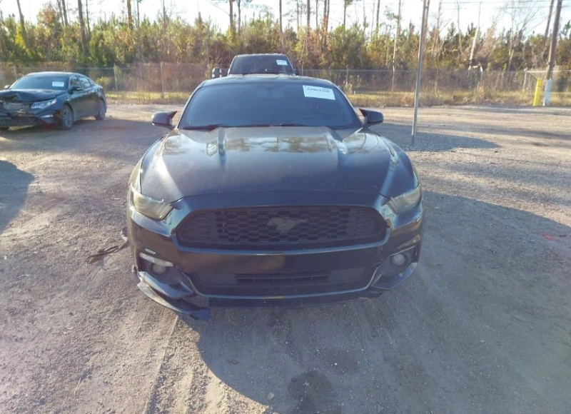 Ford Mustang, снимка 12 - Автомобили и джипове - 53446502