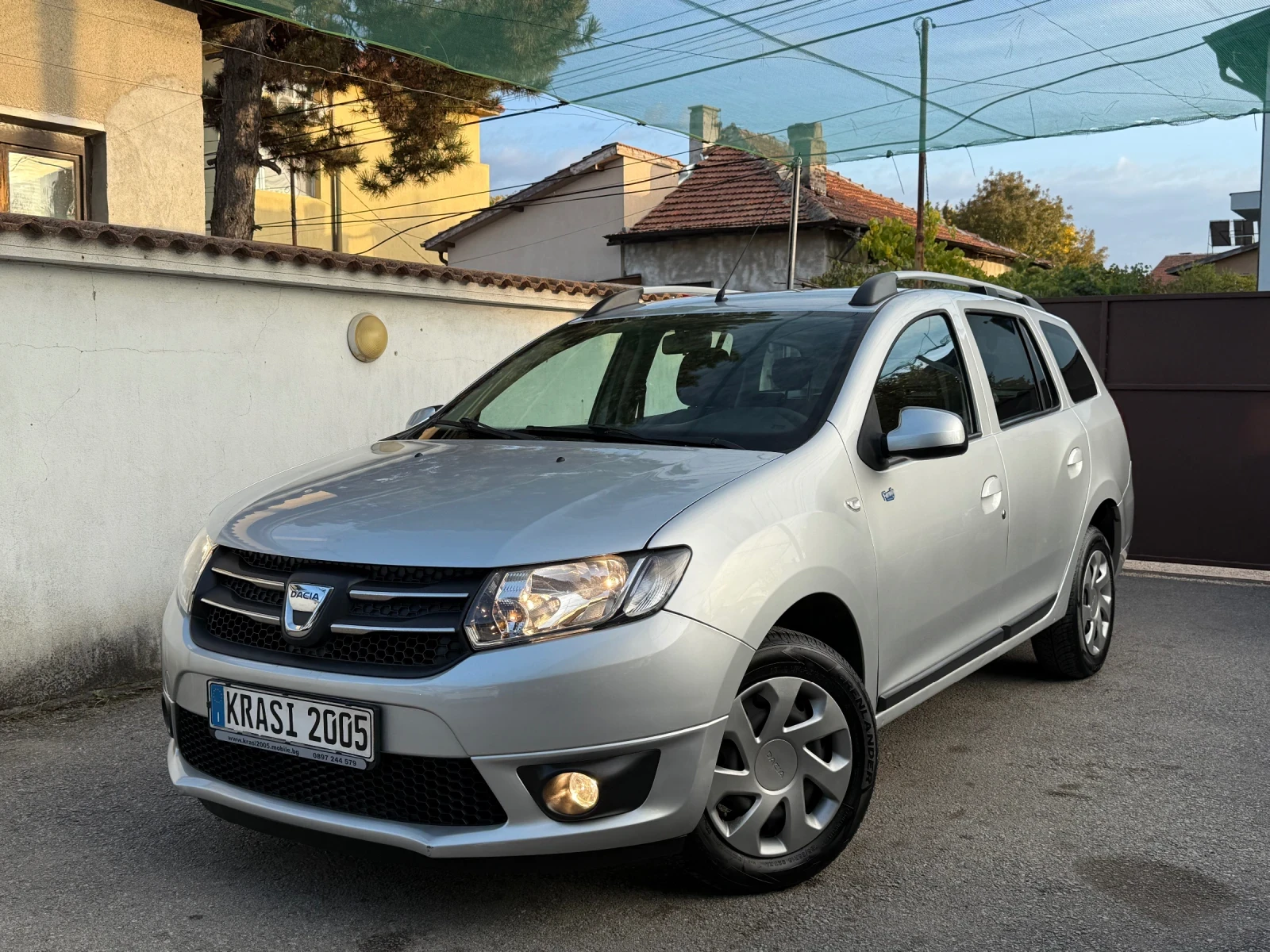 Dacia Logan MCV 0.9TCE ГАЗОВ ИНЖЕКЦИОН NAVI , снимка 1