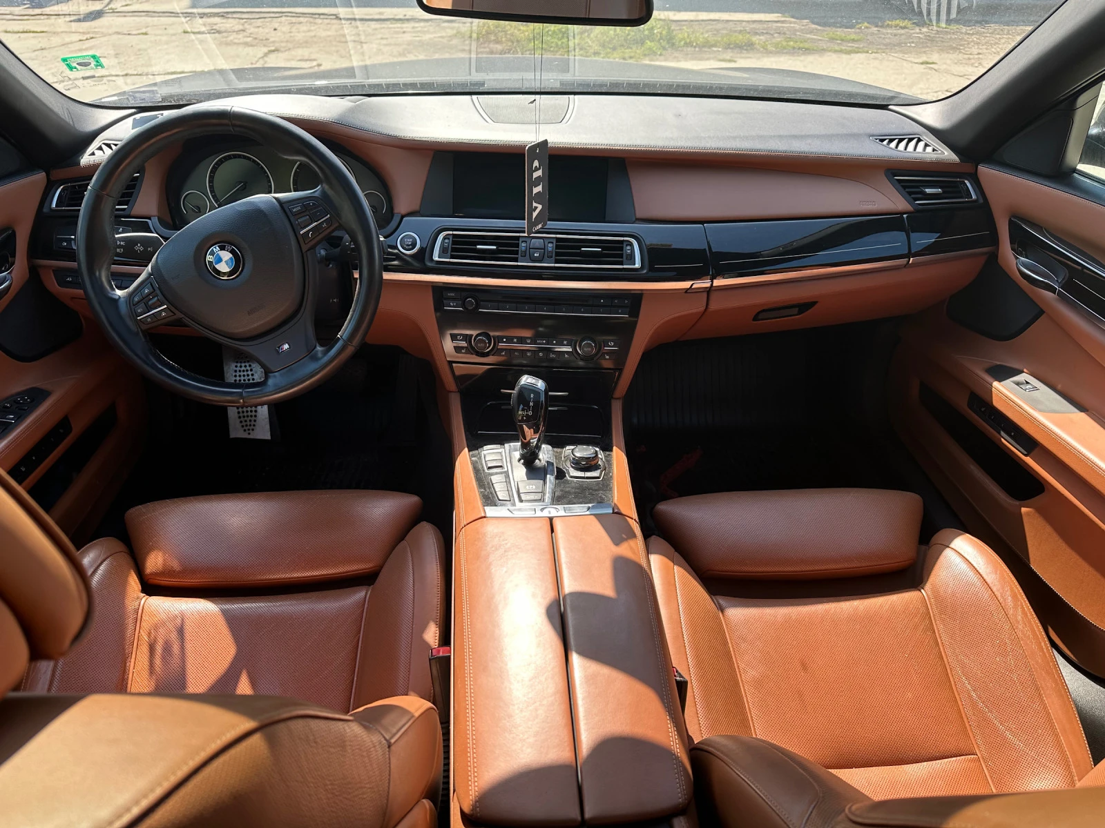 BMW 750 N63 - изображение 7
