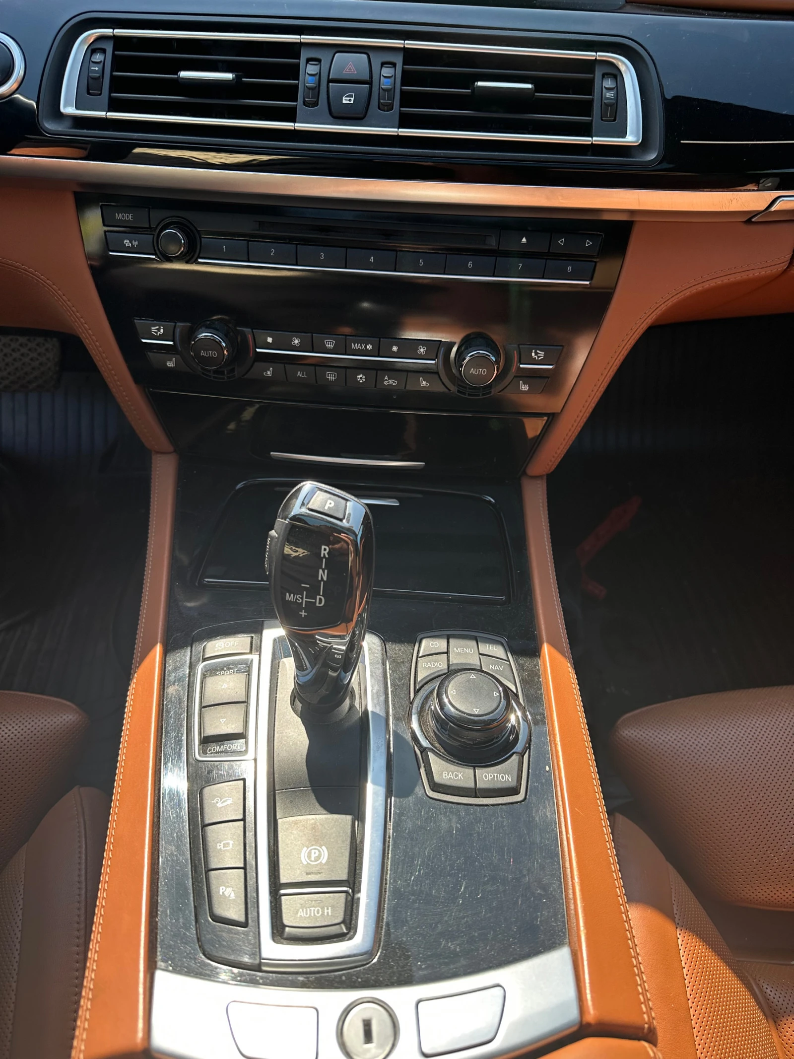 BMW 750 N63 - изображение 9