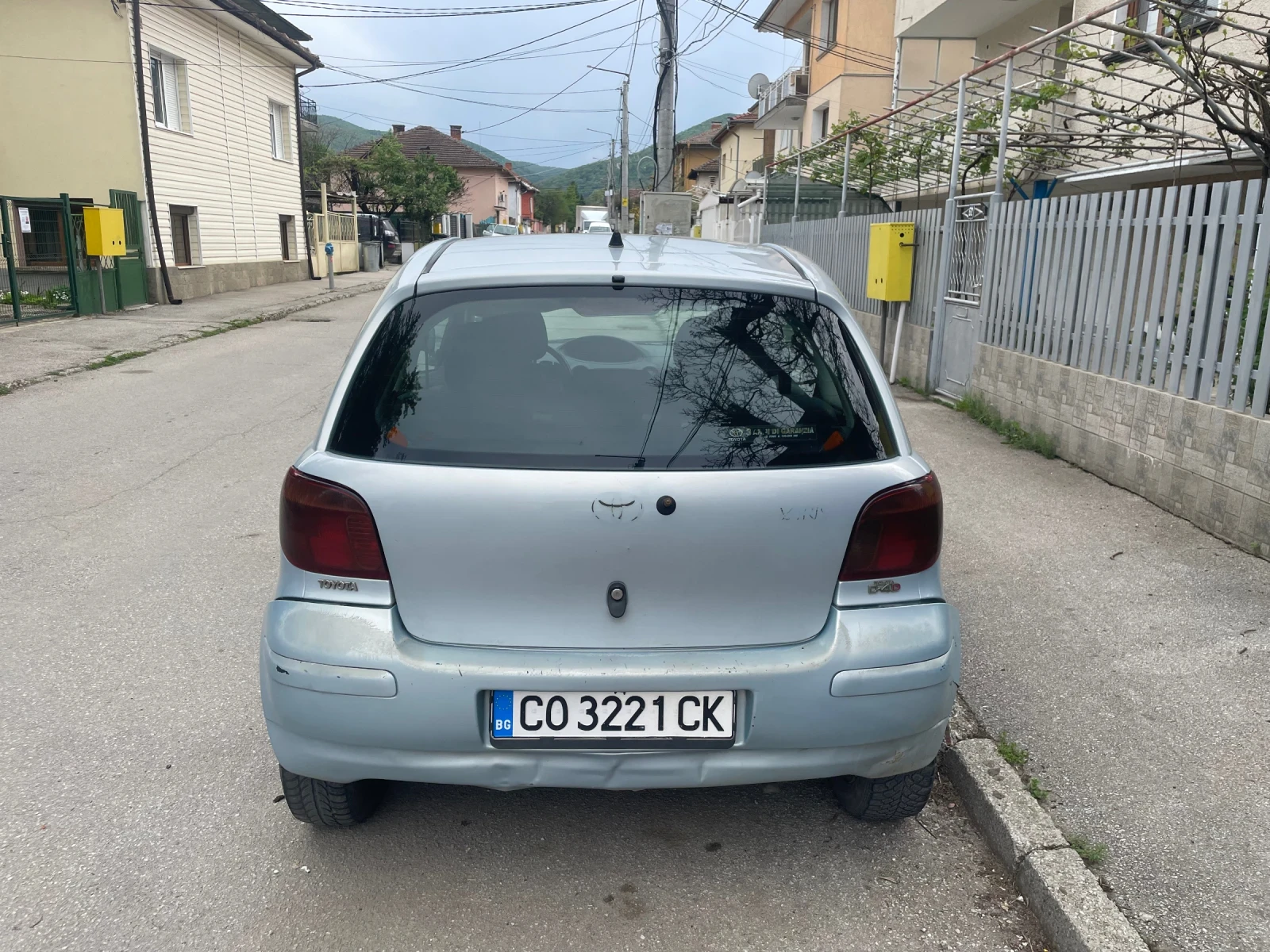 Toyota Yaris  - изображение 4