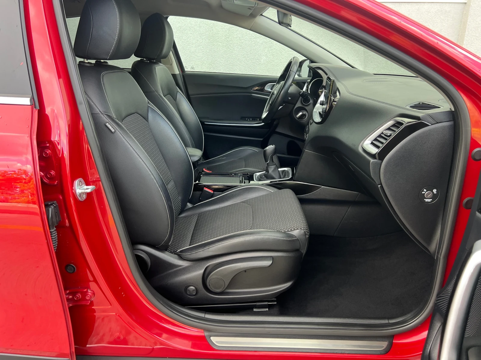 Kia XCeed 1.6CRDI* *  | Mobile.bg   14