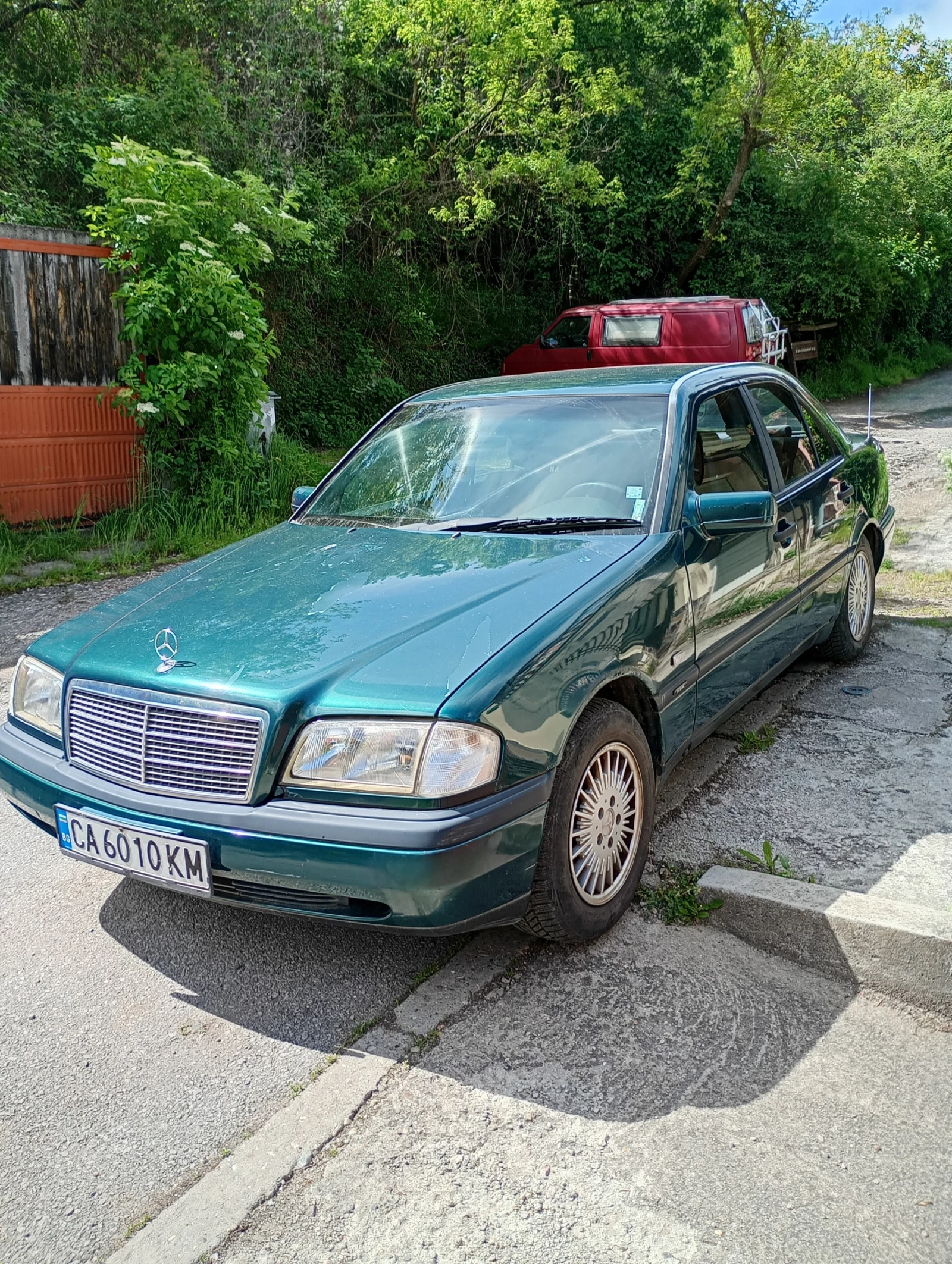 Mercedes-Benz C 180  - изображение 3