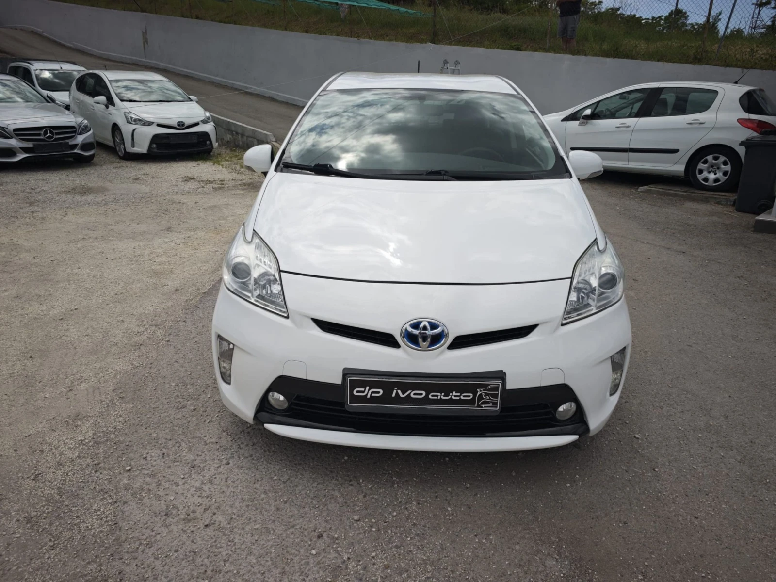 Toyota Prius HYBRID* 3 мес. Гаранция*  - изображение 6