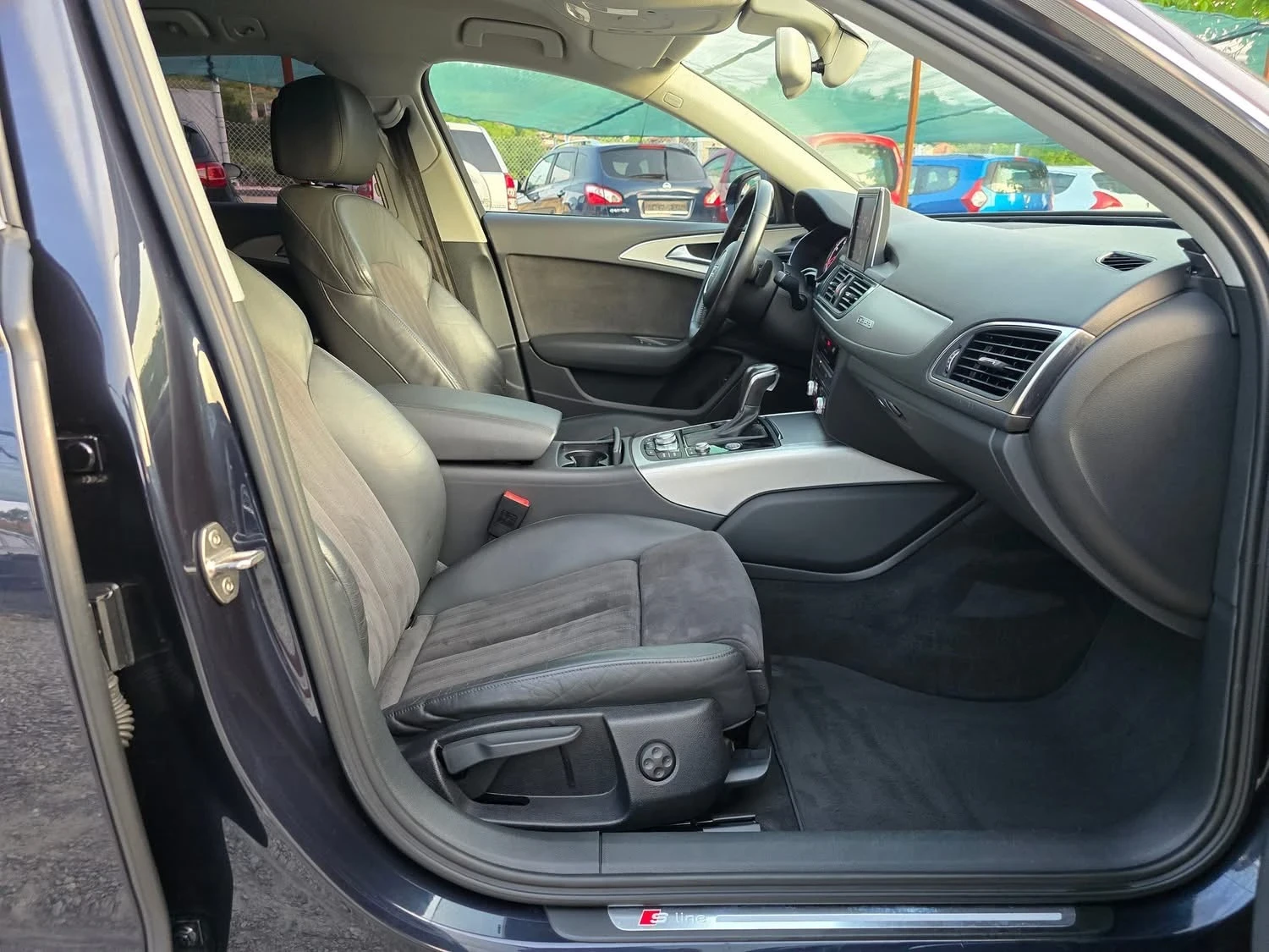 Audi A6 3.0TDI 272K.C./S-LINE / МАТРИКС / ДИСТРОНИК / БОСЕ - изображение 8