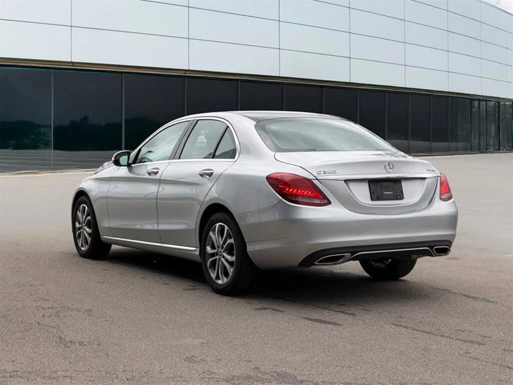 Mercedes-Benz C 300 4matic * CARFAX * АвтоКредит * (ЦЕНА ДО БГ) - изображение 4