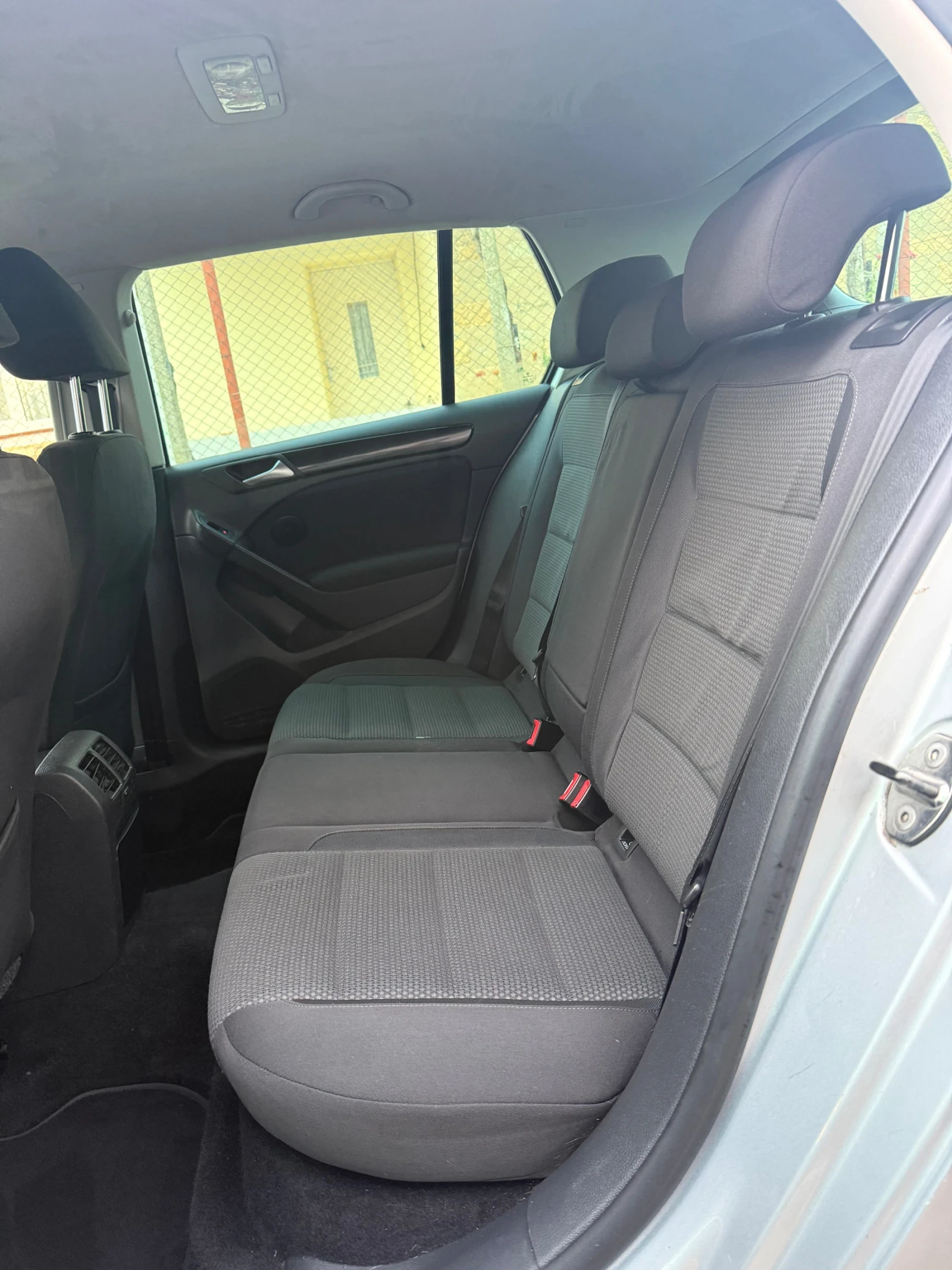 VW Golf 1.6TDI BlueMotion Comfortline - изображение 8