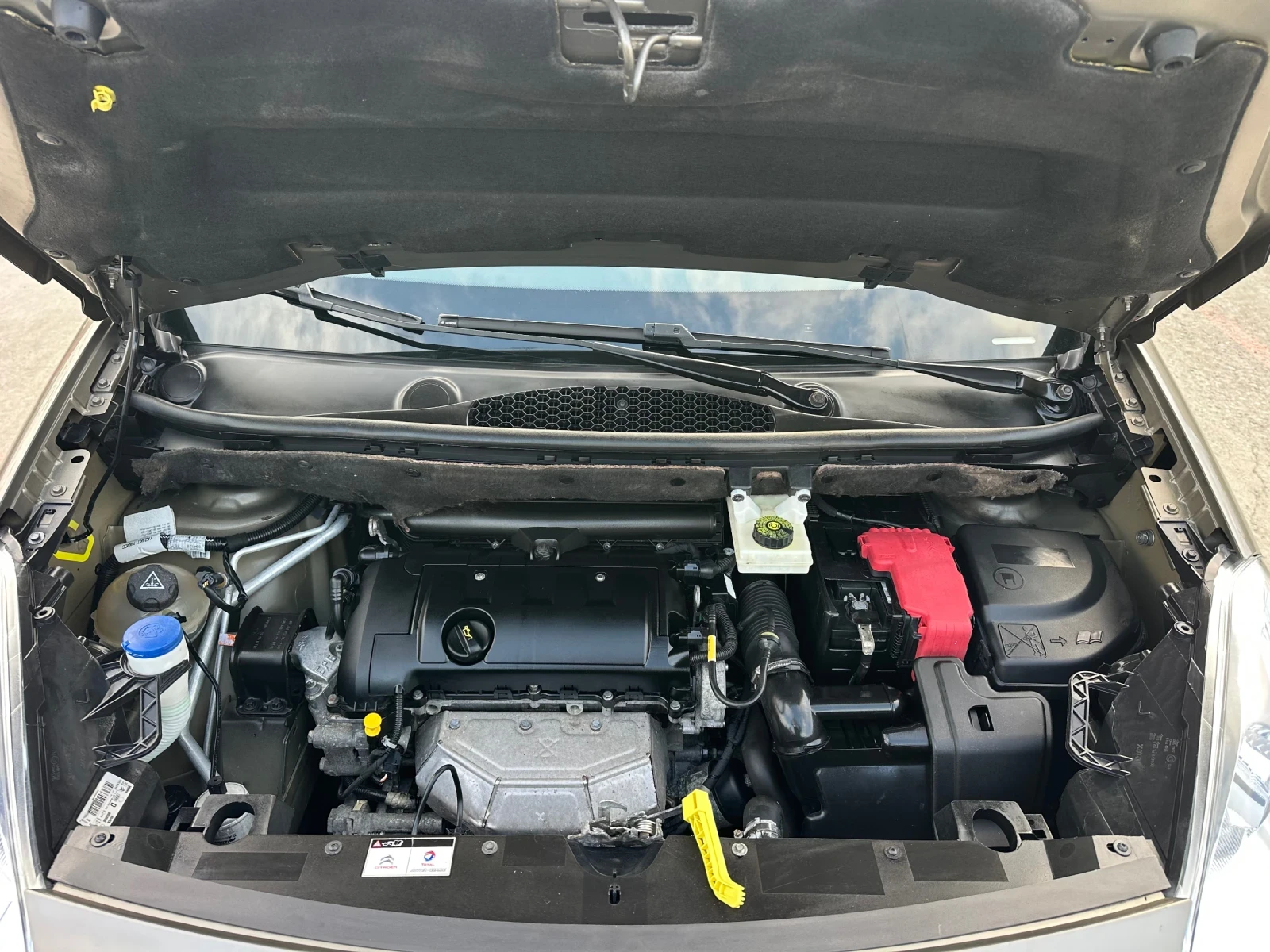 Citroen Berlingo 1.6i/98кс/MULTiSPACE/Германия/Парктроник, снимка 8 - Автомобили и джипове - 53728127