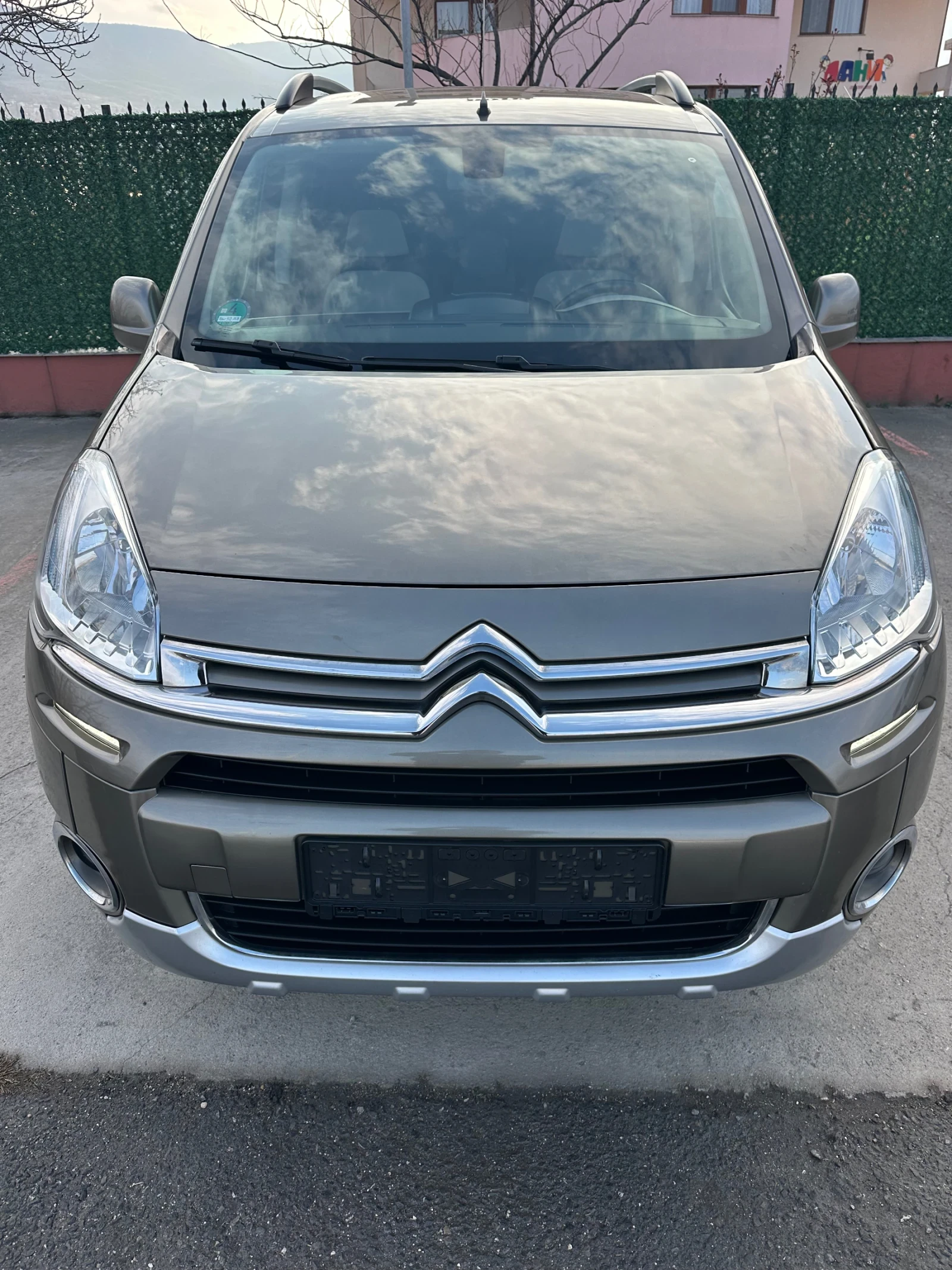 Citroen Berlingo 1.6i/98кс/MULTiSPACE/Германия/Парктроник, снимка 3 - Автомобили и джипове - 53728127