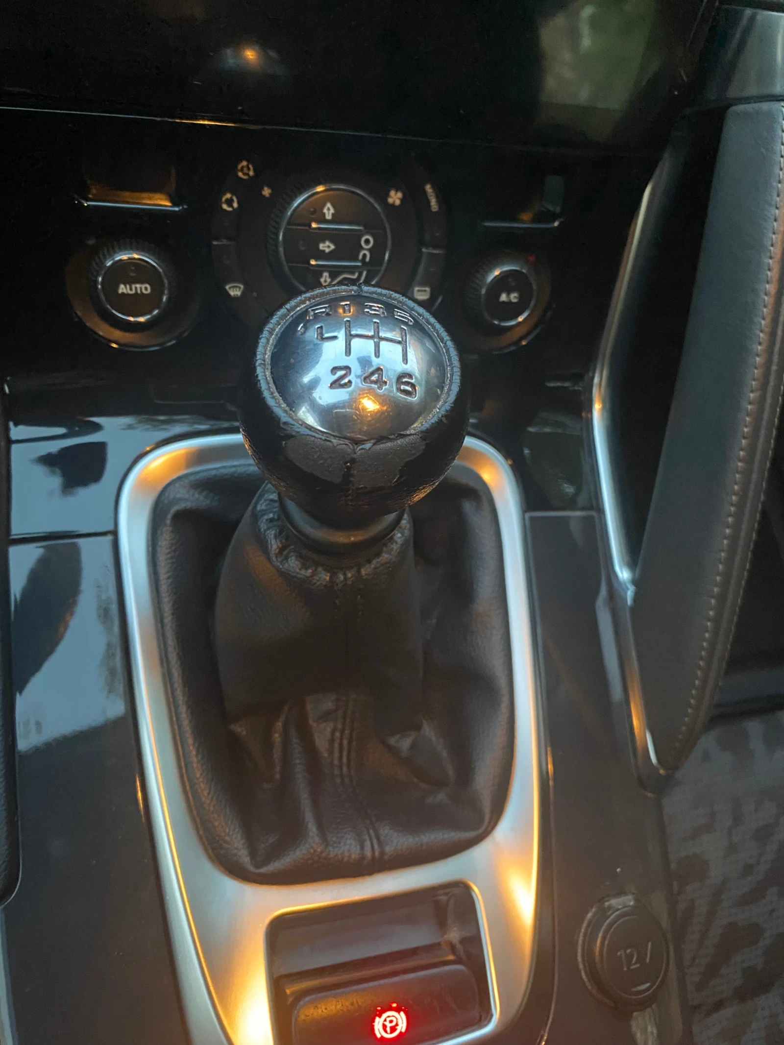 Peugeot 3008, снимка 3 - Автомобили и джипове - 53836819