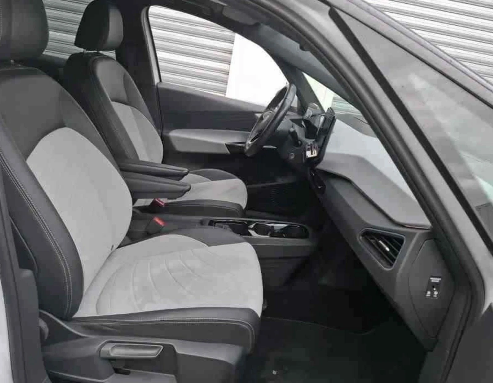 VW ID.3 PRO PERFORMANCE LIFE 62KWh.150KW.Kamera.Led.Navi, снимка 8 - Автомобили и джипове - 53878466