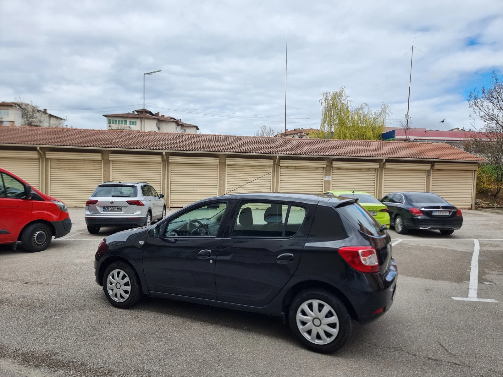 Dacia Sandero 1.2i * ГАЗ-БЕНЗИН* , снимка 8 - Автомобили и джипове - 54081177