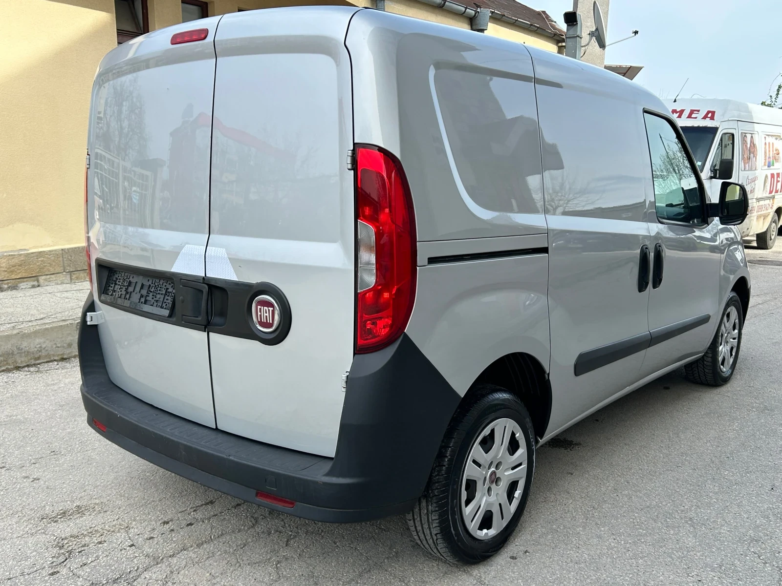 Fiat Doblo 1.3M-Jet ЕВРО 5, снимка 5 - Автомобили и джипове - 54195748