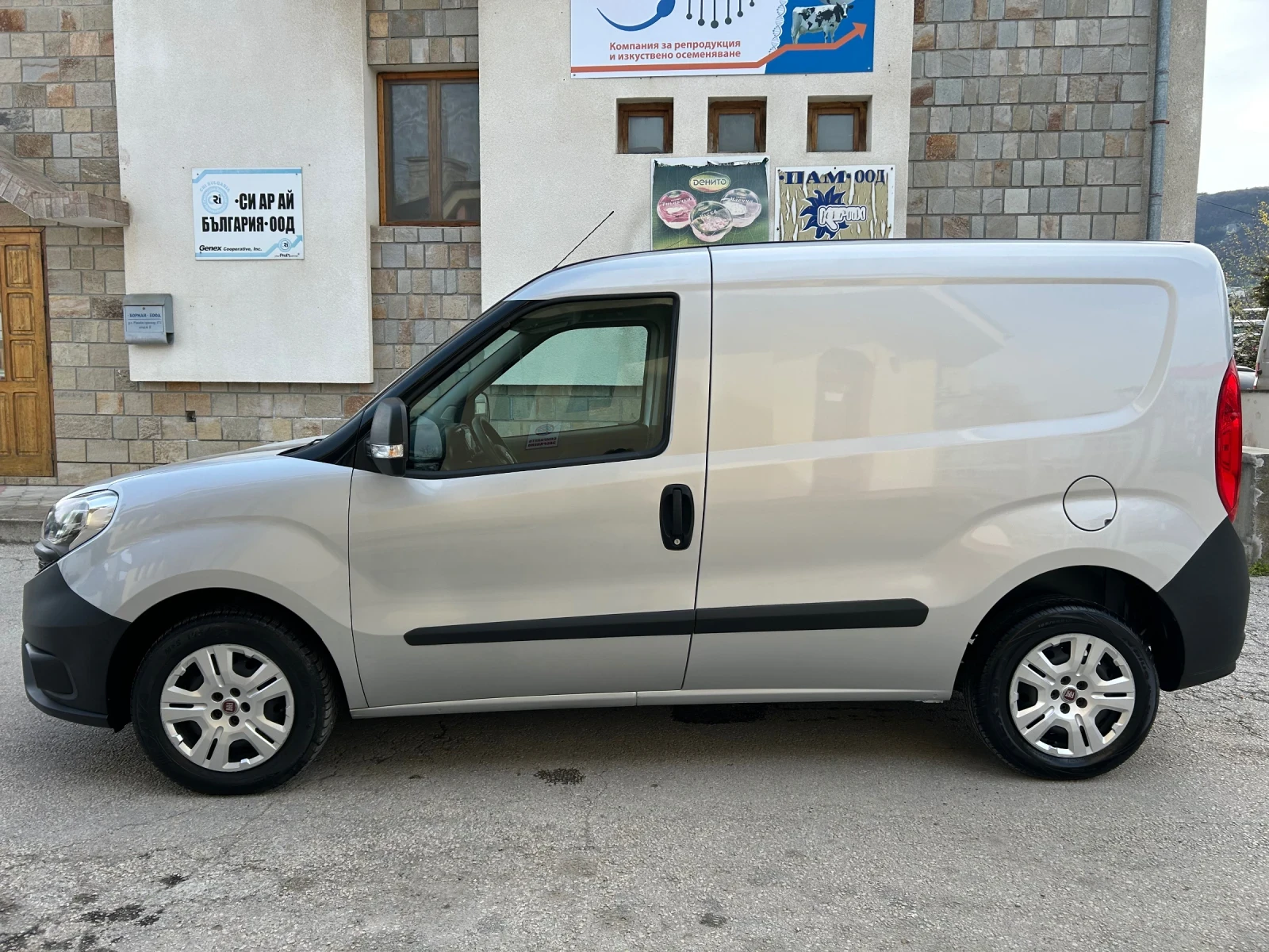 Fiat Doblo 1.3M-Jet ЕВРО 5, снимка 7 - Автомобили и джипове - 54195748